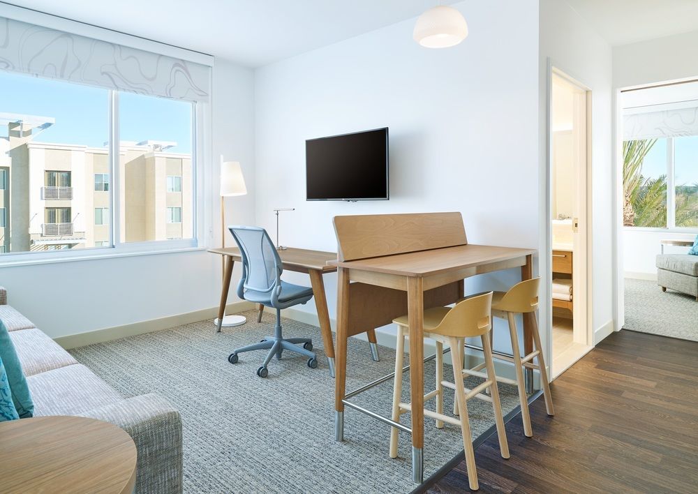Hotel Element Downtown 3*